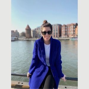 Meet your Posher, Elizabeth